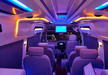 20 Seater Tempo Traveller in Gurugram